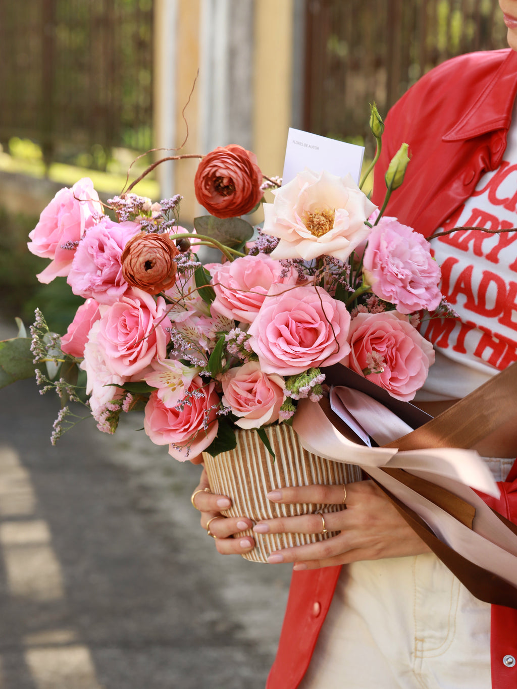 BLOOM VASE