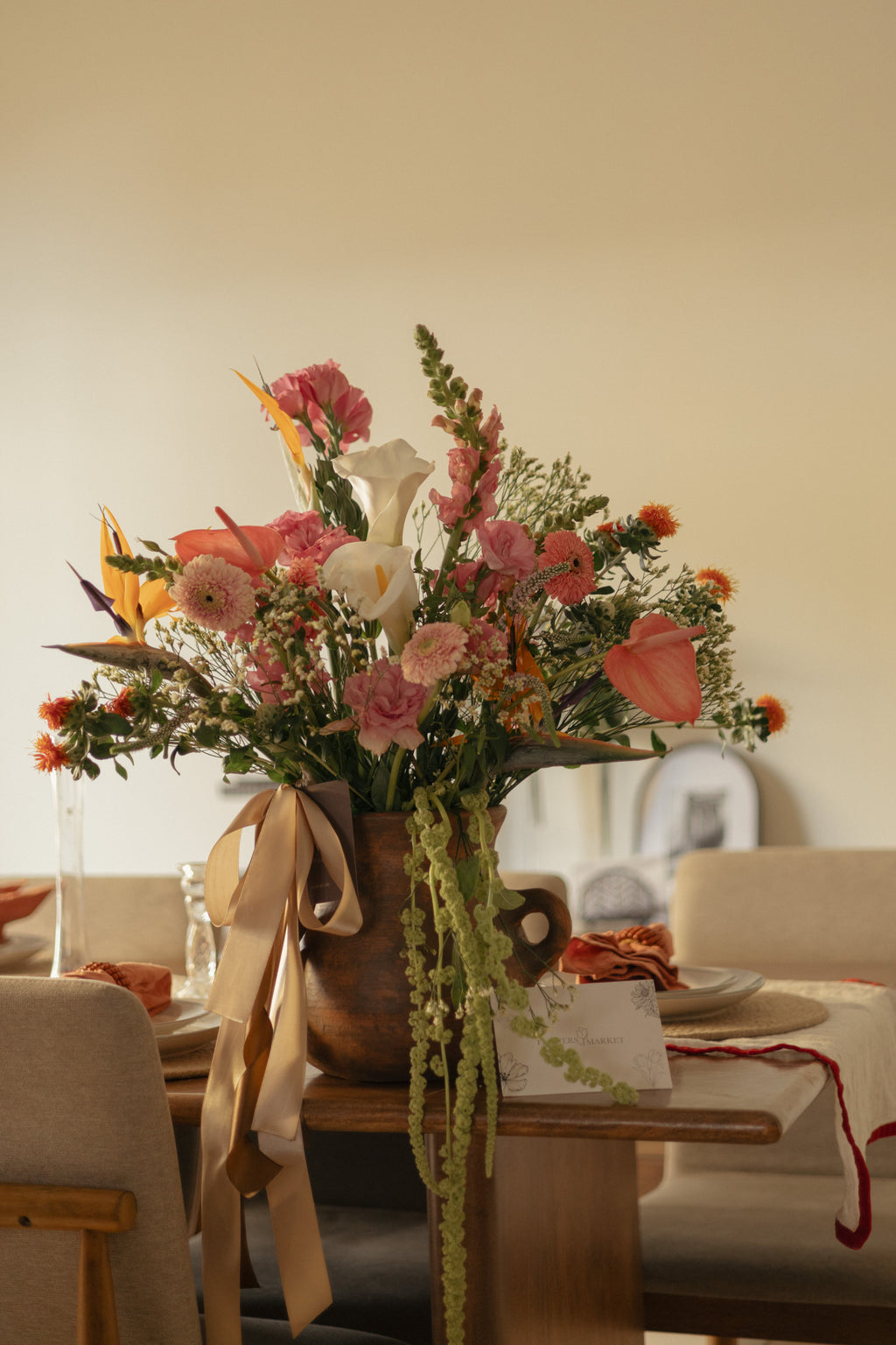 BLOOM VASE